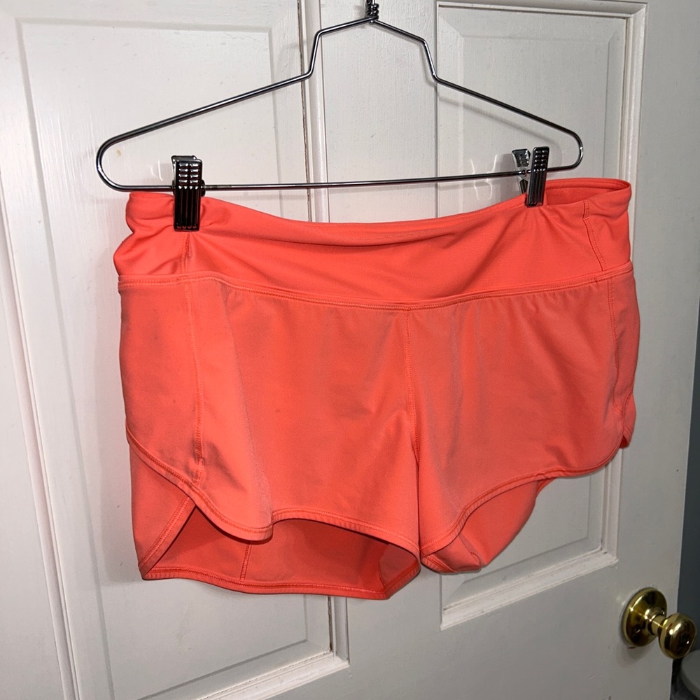 Lululemon speed up shorts 2.5” coral